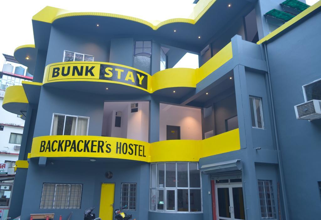 Bunkstay Coworking Hostel & Glamping Рішикеш Екстер'єр фото